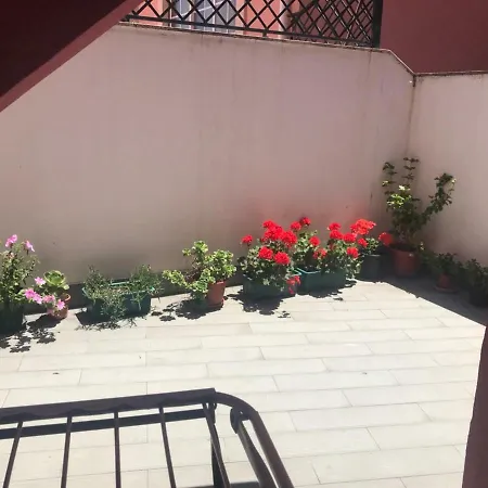 Sweet Apartment With Terrace In Central-2